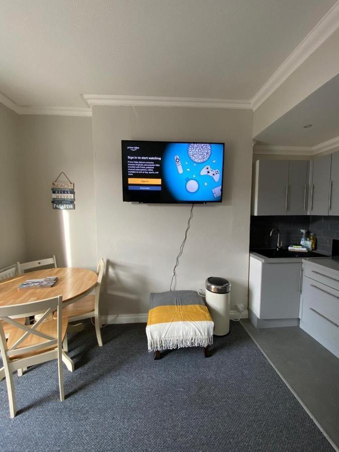 Crofton House Garden Apartment Ryde  Dış mekan fotoğraf